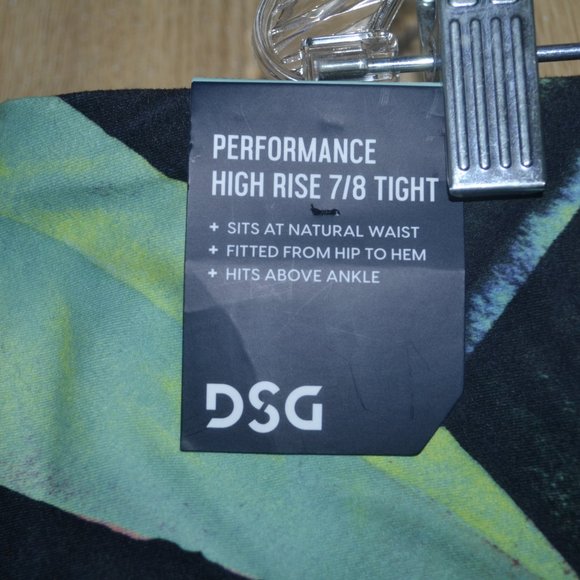 NWT DSG Women's Core performance 7/8 Tight vivid Tropics Plus size Leggings - Picture 4 of 7